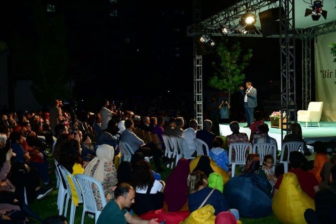 ‘Hayati İ̇nanç’ Söyleşi Etkinliği Yoğun İlgi Gördü