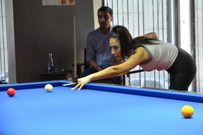 Ünlü İsimler, Maltepe’deki Bilardo Turnuvasında Kozlarını Paylaştı