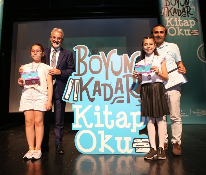 Nilüfer’de Kitap Kurtları Ödüllendirildi