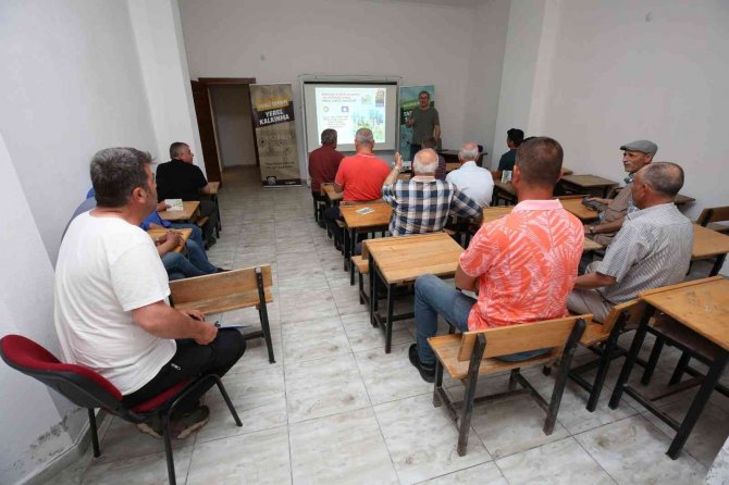 İ̇rfaniyeli Çiftçilere Tarım Eğitimi