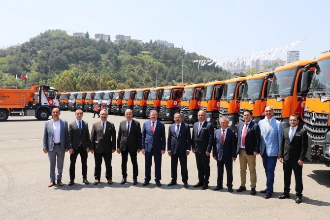 Samsun Büyükşehir Belediyesi Araç Filosuna 45 Yeni Kamyon