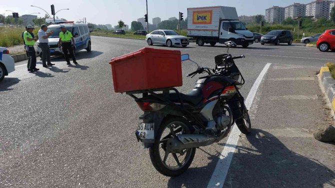 Samsun’da Motosiklet Belediye Otobüsüyle Çarpıştı: 1 Yaralı