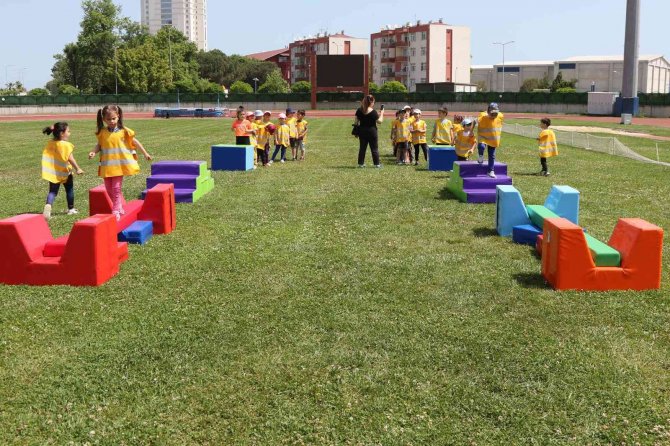 Miniklerin Atletizm Heyecanı