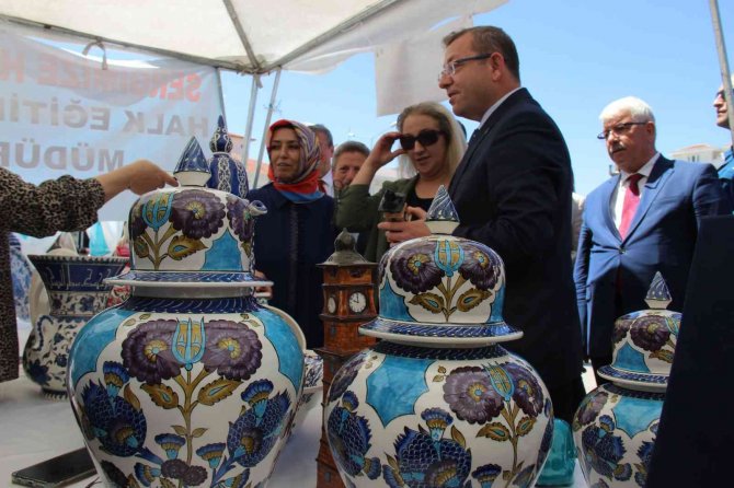 El Emeği Göz Nuru Ürünler Sergilendi