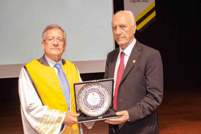 Çankaya Üniversitesinin 25 Yıllık Hikayesi, “25. Yıl Çeyrek Asır Belgeseli” İle Anlatıldı