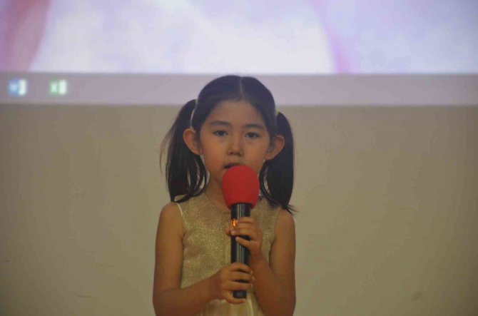 Afganistan Uyruklu Kursiyerler Türkçe Şiir Okudu