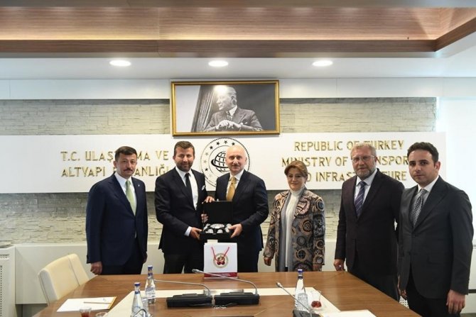Ak Parti Kütahya Heyetinden Bakan Adil Karaismailoğlu’na Ziyaret