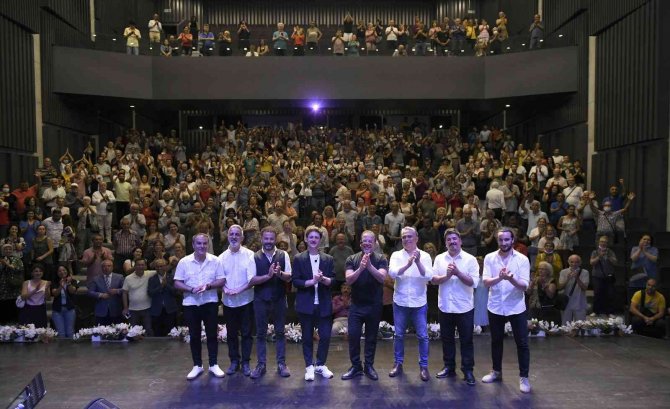 Muratpaşa Belediyesi Nazım Hikmet’i Andı