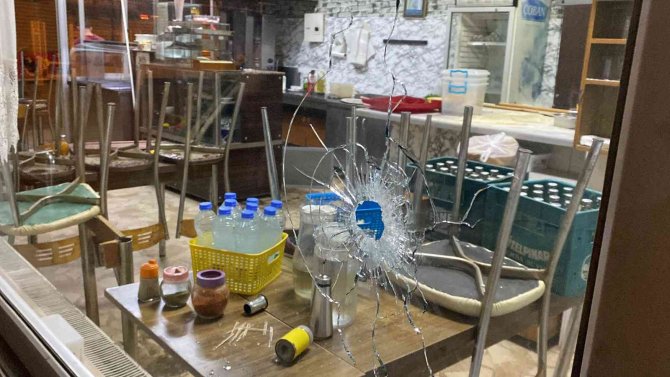 Ataşehir’de Lokanta Sahibiyle Tartışan Müşterinin Yakınları Kurşun Yağdırdı
