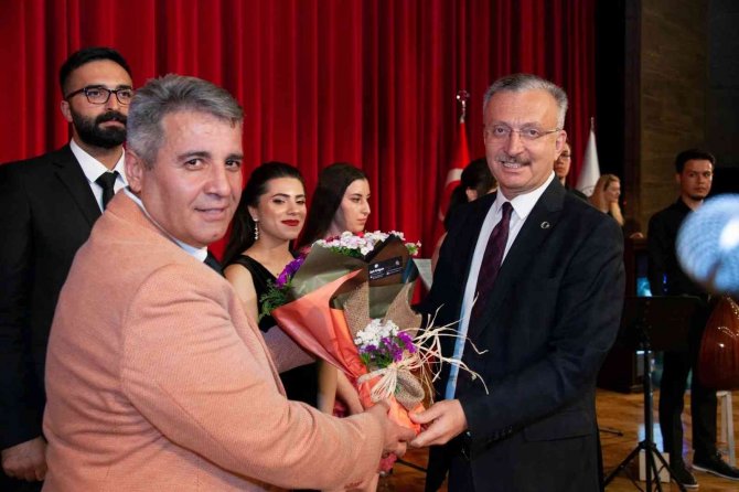 Ebyü’de “Avni Anıl Anma Konseri” Verildi