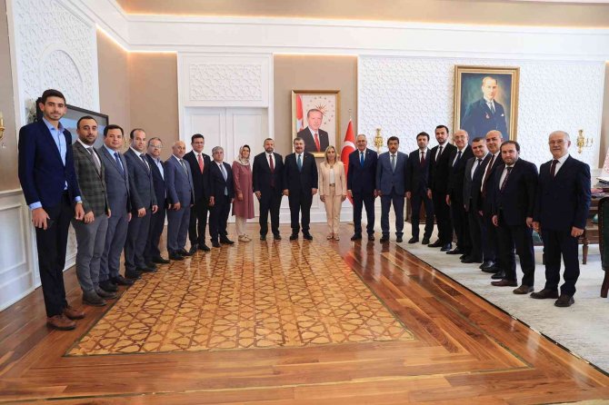 Ak Parti Antalya Teşkilatı’ndan Ankara Çıkarması