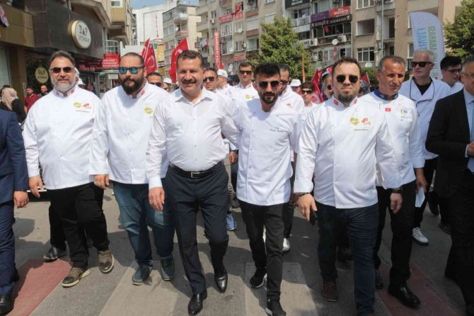 Balıkesir’de Uluslararası Kahvaltı Festivali Başladı