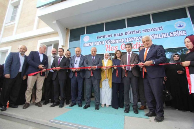 El Emeği Göz Nuru Eserler Sergilendi