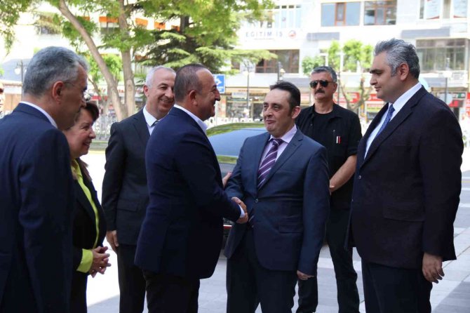 Bakan Çavuşoğlu Eskişehir’de