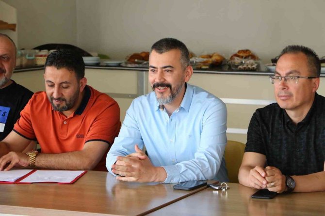 Boluspor Başkan Yardımcısı Kamuran Avcı: "Biz Bu Yükün Altından Kalkarız"