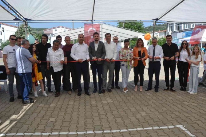 Biga’da 4006 Bilim Fuarı Açıldı