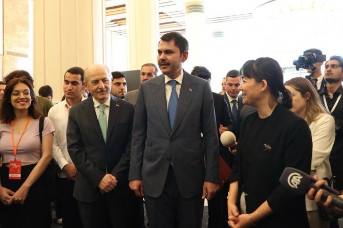 Bakan Kurum, Millet Kütüphanesi’ndeki Sıfır Noktası Sergisi’nin Açılışını Yaptı