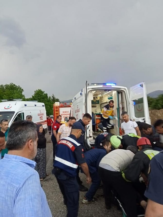 Anne Ve Bebeğinin Ölümüne Neden Olan Sürücü ’Geçmiş Olsun’ Deyip Kayboldu