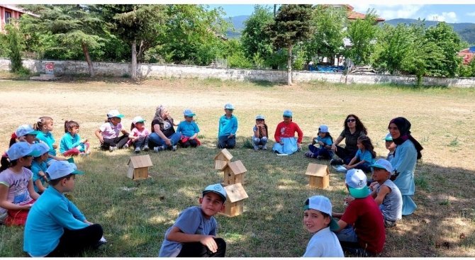 "Çocuklar Öğrenirse Dünya Öğrenir" Etkinliği