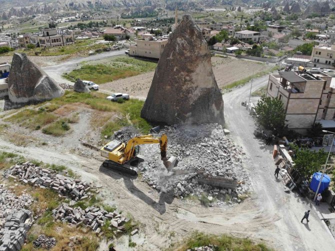 Kapadokya Bölgesinde Kaçak Yapıların Yıkımına Yeniden Başlandı