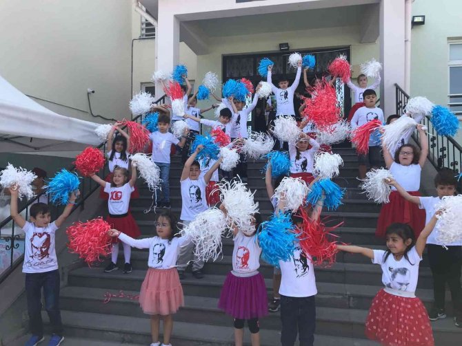 Meserret İ̇nel İ̇lkokulu’nda Bahar Şenliği