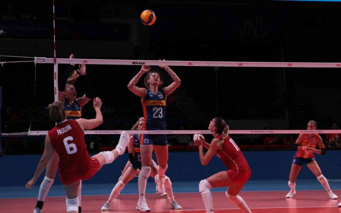 Fıvb Milletler Ligi: Bulgaristan: 3 - Hollanda: 2