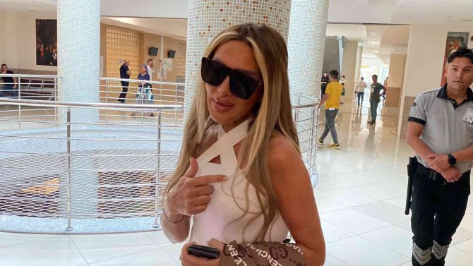 Lerzan Mutlu, Seren Serengil Ve Annesine Hakaretten Hakim Karşısına Çıktı