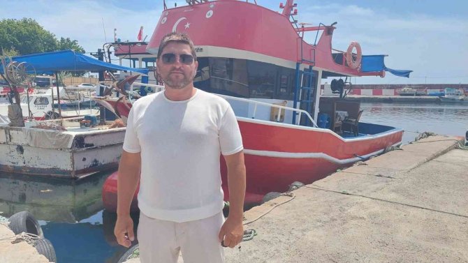 Marmara Denizi Kendini Temizliyor: Kıyılar Yosunla Kaplanıyor