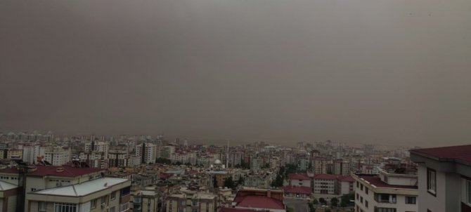 Kahramanmaraş’ta Toz Bulutları Etkili Oluyor