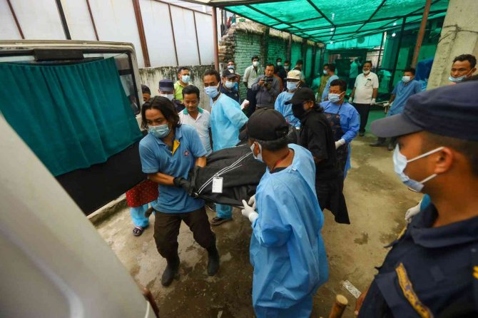 Nepal’deki Uçak Kazasında Hayatını Kaybedenler İçin Cenaze Töreni