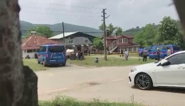 Sakarya’da Acı Olay: Oğlunu Yaralayan Anne Tüfekle İntihar Etti