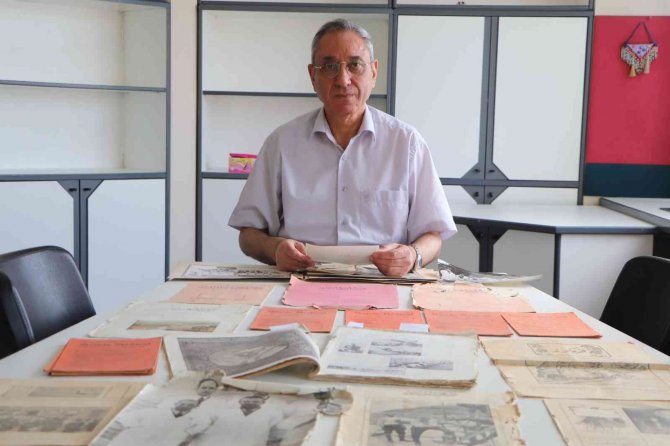 Doktor, Asırlık Belgeleri Müzeye Verdi