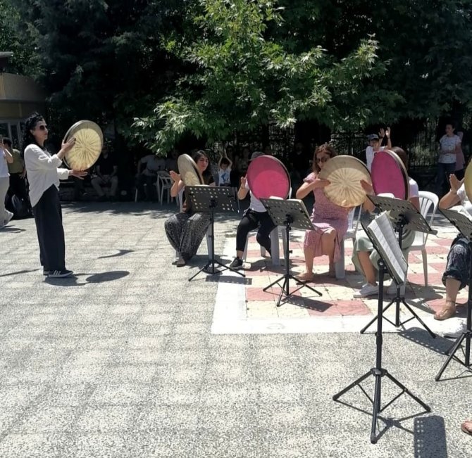 Tunceli’de Halk Eğitim Merkezi Sergisi Açıldı
