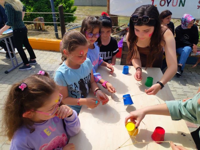 Türkeli Myo’dan Çocuk Oyunları Şenliği