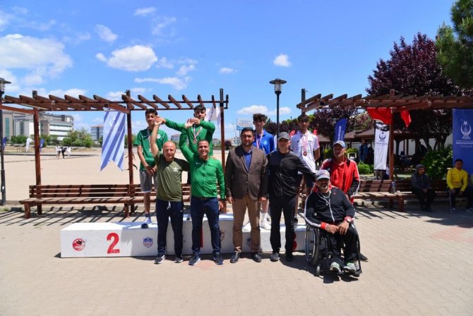 Bocceciler Kıyasıya Yarıştı