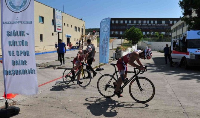 Üniversiteler Triatlon Türkiye Şampiyonası Tamamlandı
