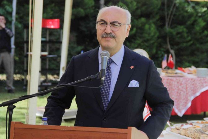 Dünya Kahvaltı Günü İ̇zmir’in Yöresel Lezzetleriyle Kutlandı