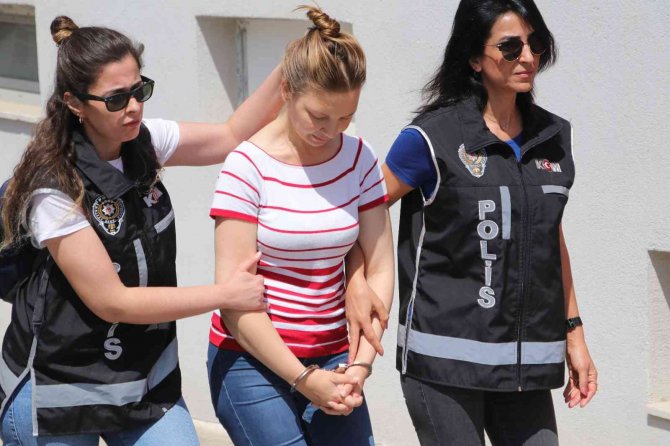 Filmleri Aratmayan Dolandırıcı Sevgililer Tutuklandı
