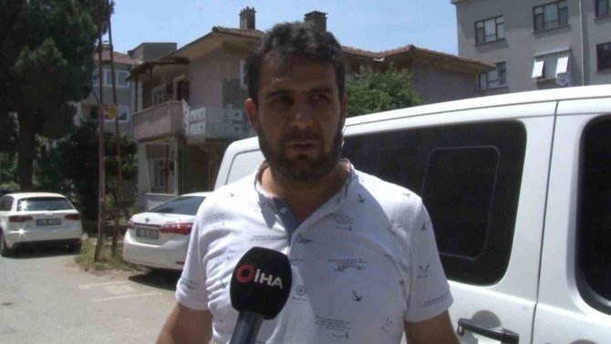 Pendik’te Eski Kız Arkadaşını Silahla Vuran Emekli Polis Evinde İntihar Etti