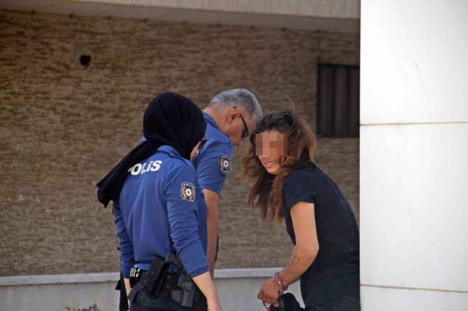 Boşaltılan Bankada Hırsızlık Teşebbüste Kaldı, Şüpheli Kadın Gözyaşlarını Tutamadı