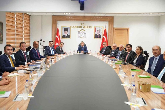 Bakan Özer’den Çankırı’ya 400 Milyon Liralık Eğitim Yatırımı Müjdesi