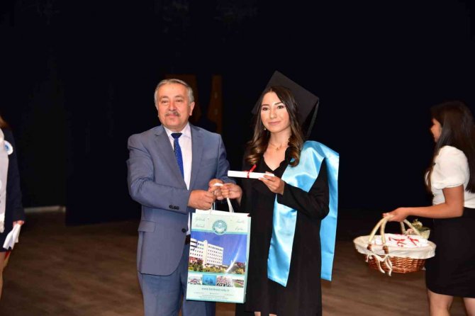 Balıkesir Myo’da Mezuniyet Coşkusu