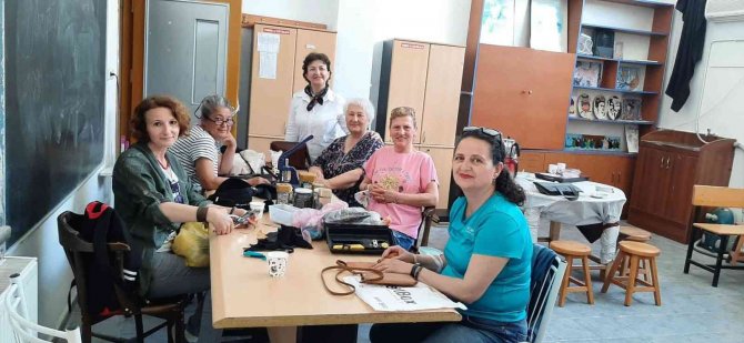 Ayvalık Belediyesi Mahalle Evleri Üretim Merkezi Oldu