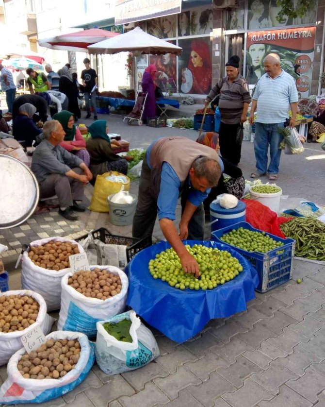 Havran Köylü Pazarı Büyük İlgi Görüyor