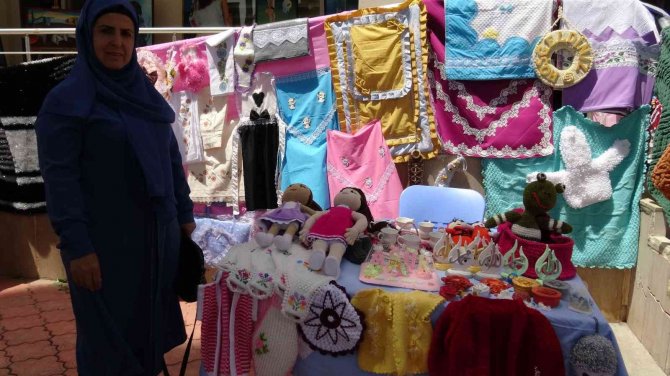 Gercüş’te Usta Öğretici Ve Kursiyerlerden Yıl Sonu Sergisi