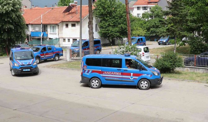 Uyuşturucu İmalathanelerine Şafak Operasyonu: 11 Gözaltı