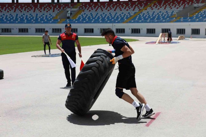 "Afet Ve İ̇tfaiye Oyunları” Etkinliği Renkli Görüntülere Sahne Oldu