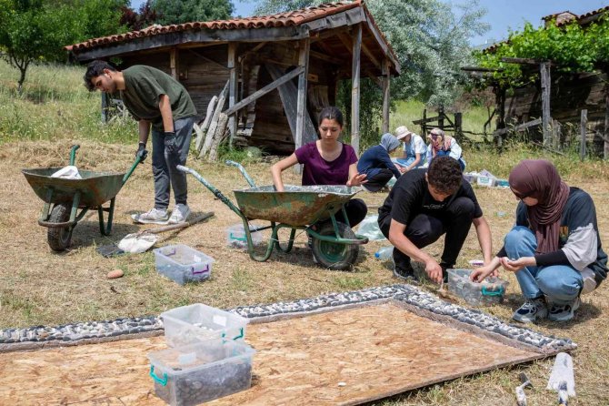 Bursa’da Arkeoloji Dünyasına Zamanda Yolculuk