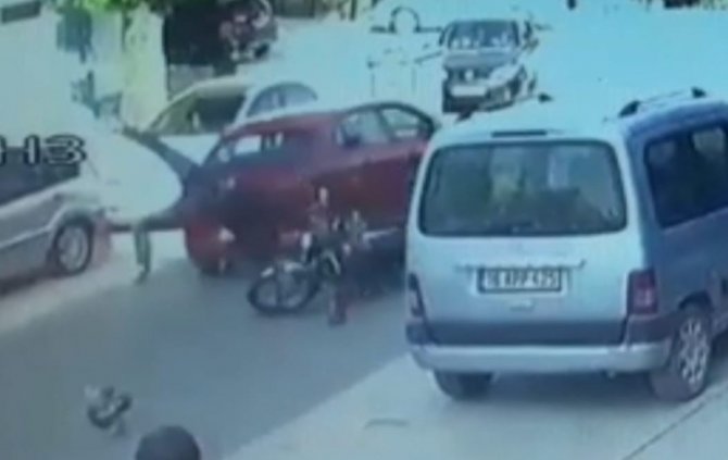 Otomobil İle Çarpışan Motosiklet Sürücüsü Yaralandı