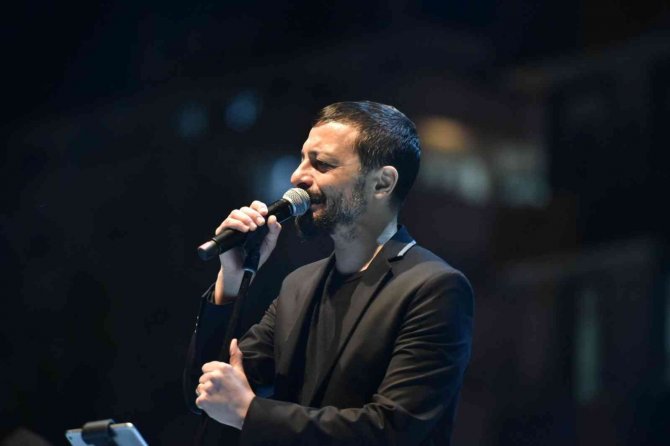 Mehmet Erdem Çorumlu Hayranları İle Buluştu